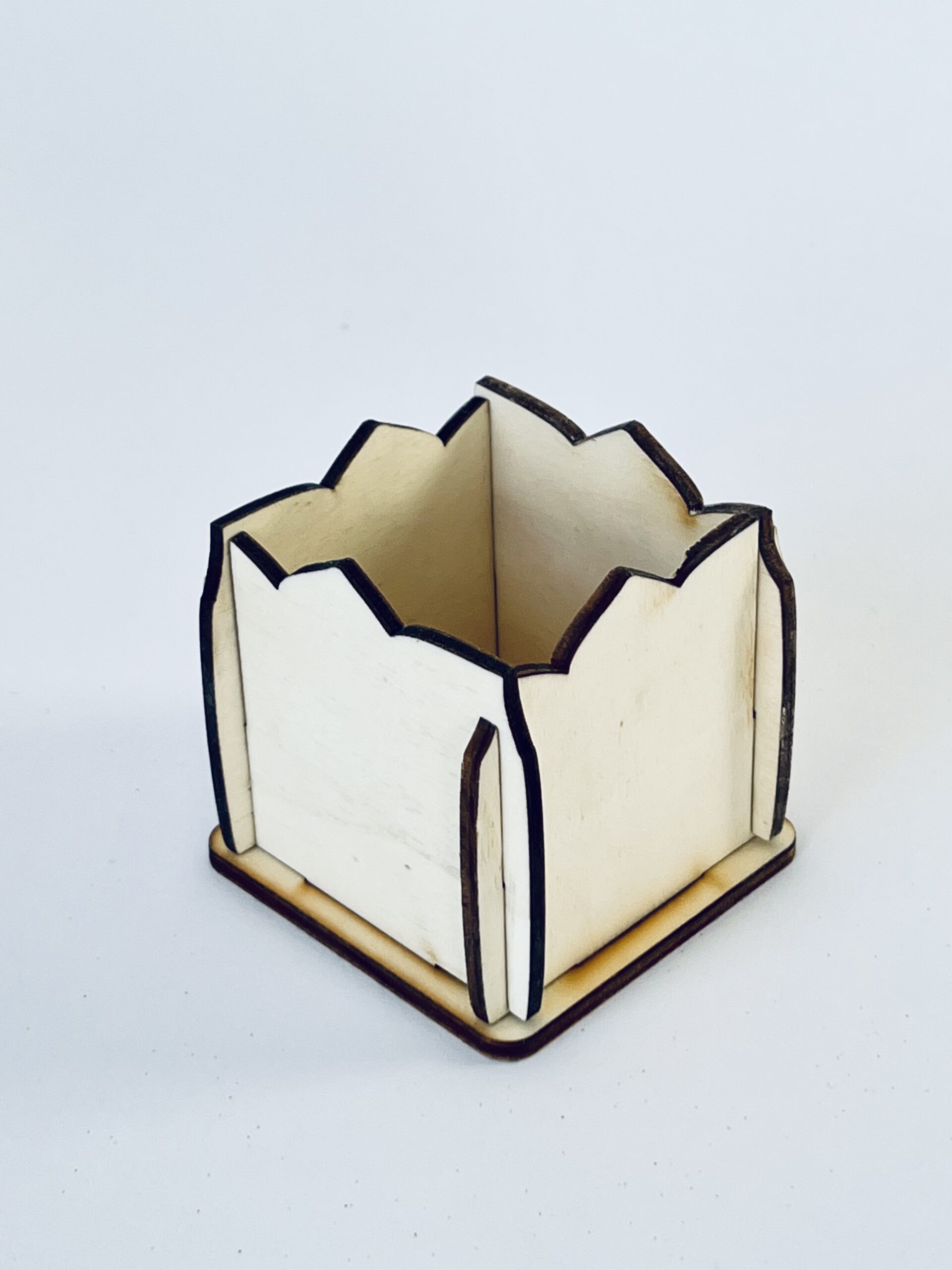 Cutie de lemn cu fluturaș - 10 x 10 cm - imagine 6