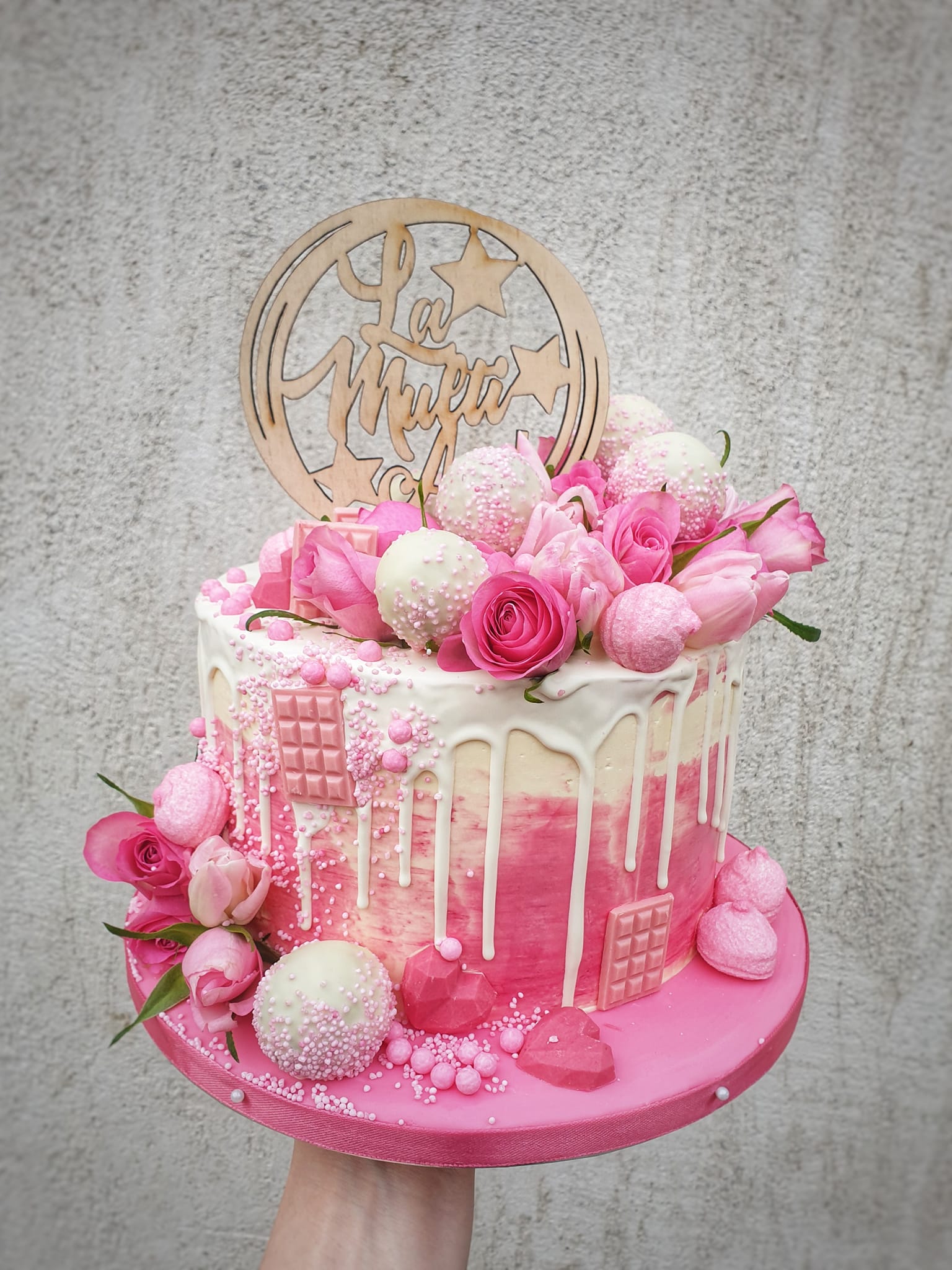 Topper rotund cu stelute La multi ani. Topper rotund. Topper La multi ani. Topper de tort sau aranjamente florale rotund La multi ani.