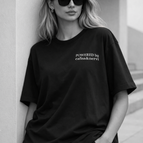 tricou unisex powered by coffee si nervi